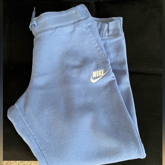 Nike Joggers/Sweatpants - Picture 1 of 2